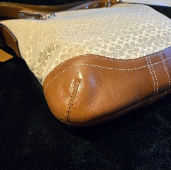 Coach Signature Cream and Brown Crossbody Bag #10944 - Picture 5 of 12